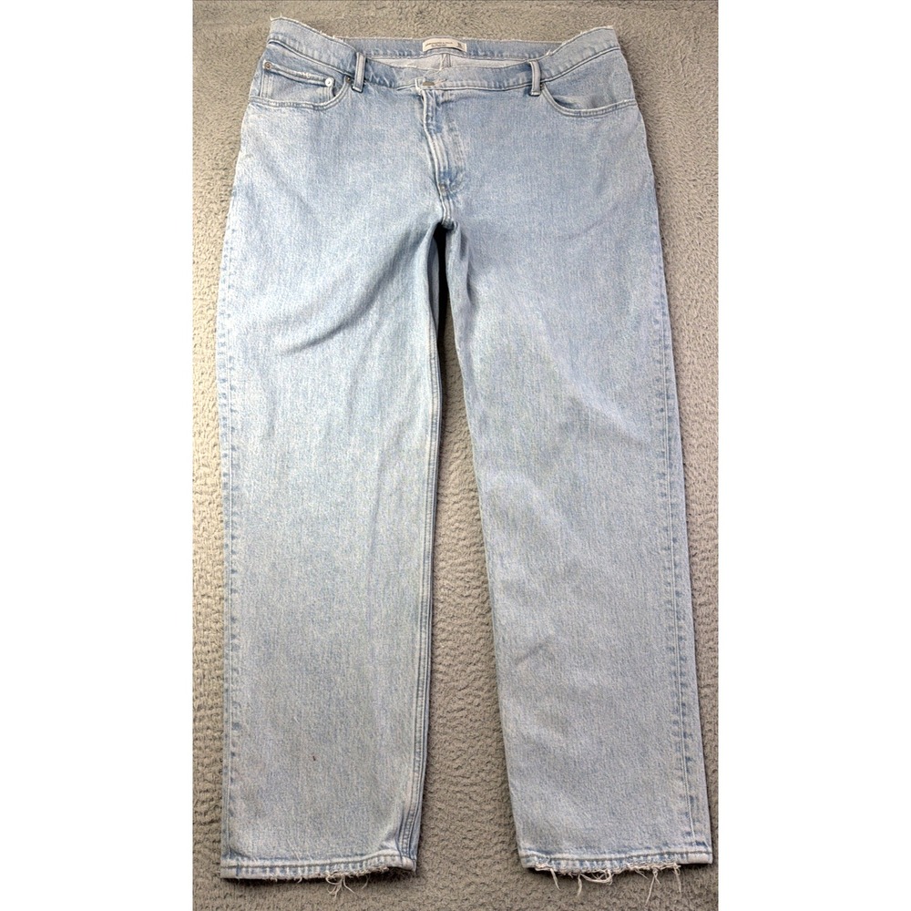 Abercrombie & Fitch Jeans Womens Size 18/34 The '90's Straight Ultra High Rise